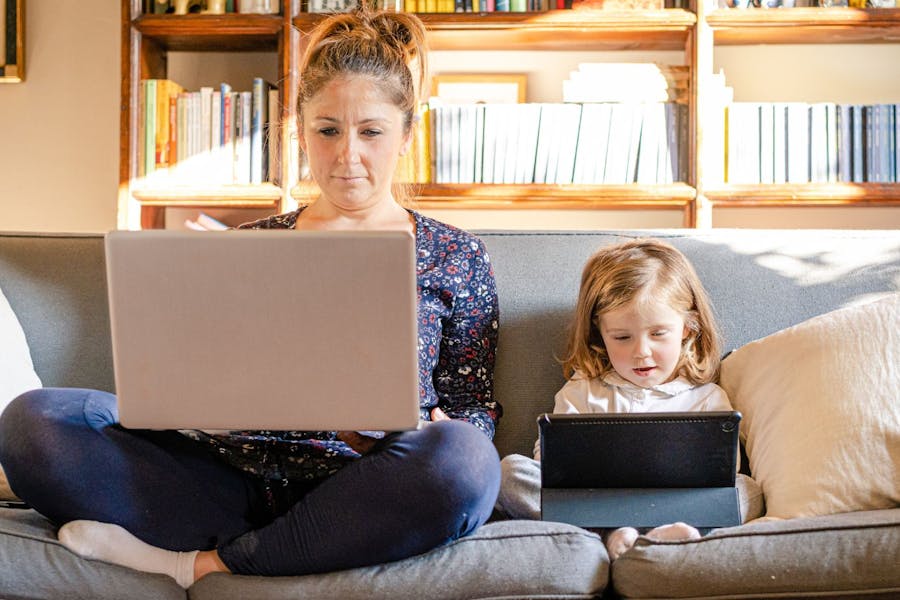 Working Mum Dilemmas when you have your own Business Working Mum Dilemmas when you have your own Business